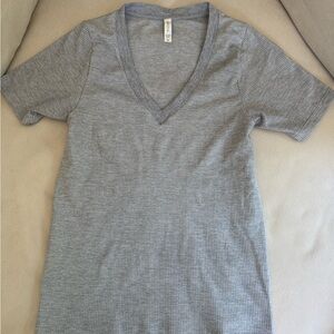 Athleta Heather Gray V-Neck Tee